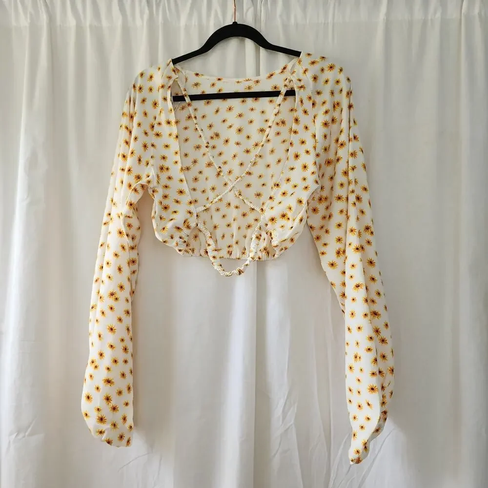 We wore what Onia Billow sleeve ditsy floral crop top sunflower S boho festival - Picture 5 of 8